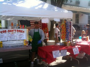 Tj2 hot dog vendor